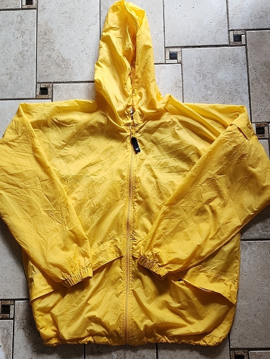 Helly Hansen Other - Vtg Helly Hanson Yellow Hooded Packable Windbreaker Jacket Mens Large